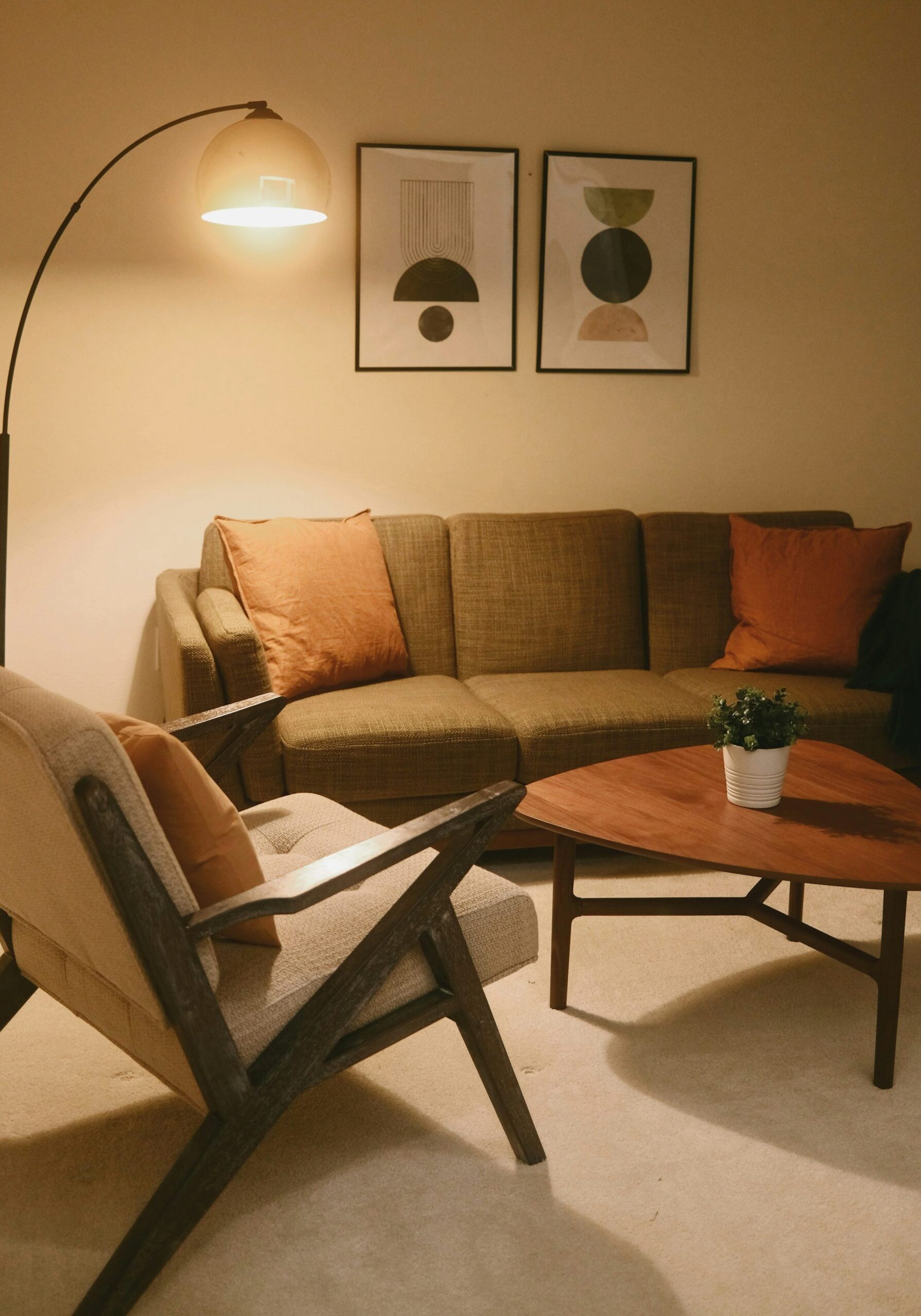 arcwell modern home